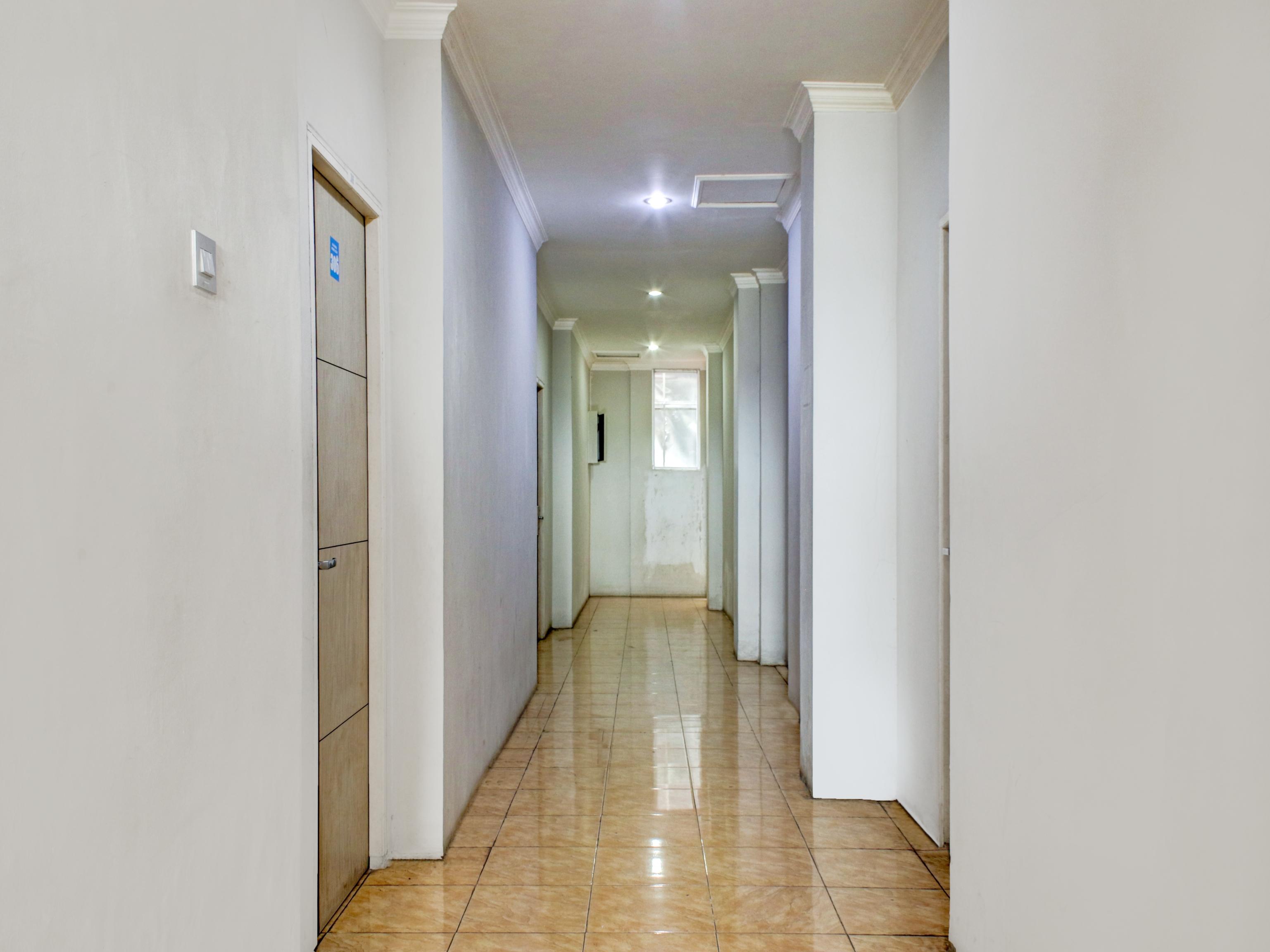 Reddoorz Syariah Near Q-Mall Banjarbaru Martapura  Екстер'єр фото